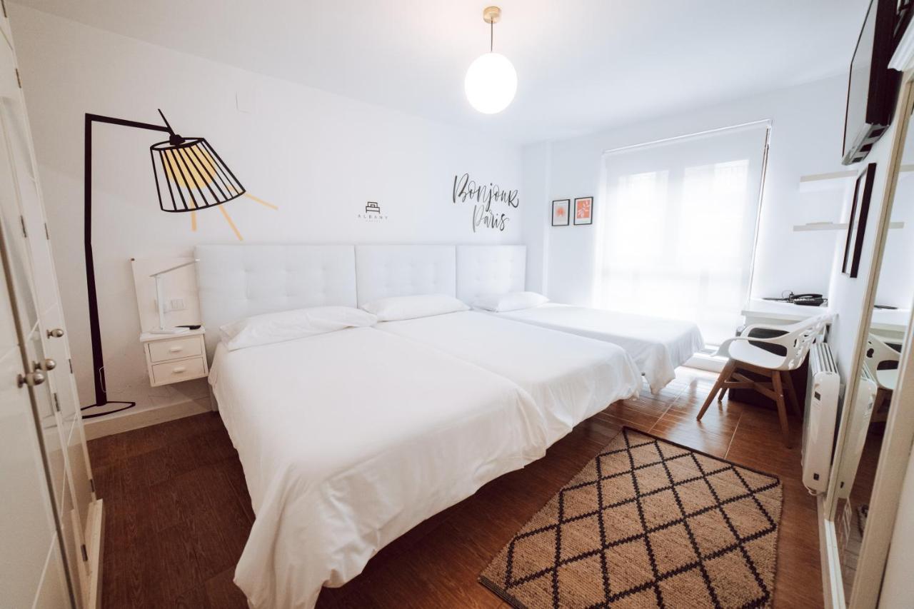 Hostal Misericordia León Zewnętrze zdjęcie